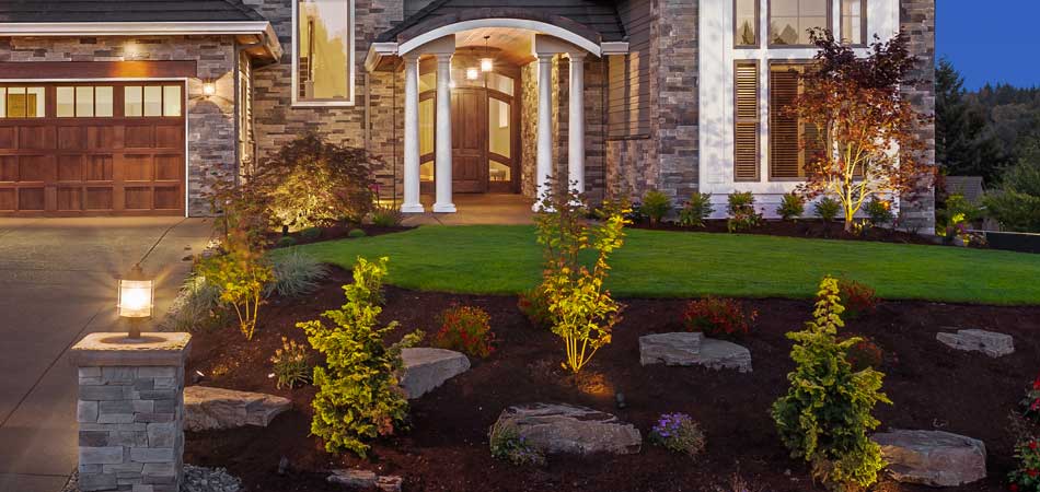 Properly maintained landscape lighting in front of a home in Farragut, TN.